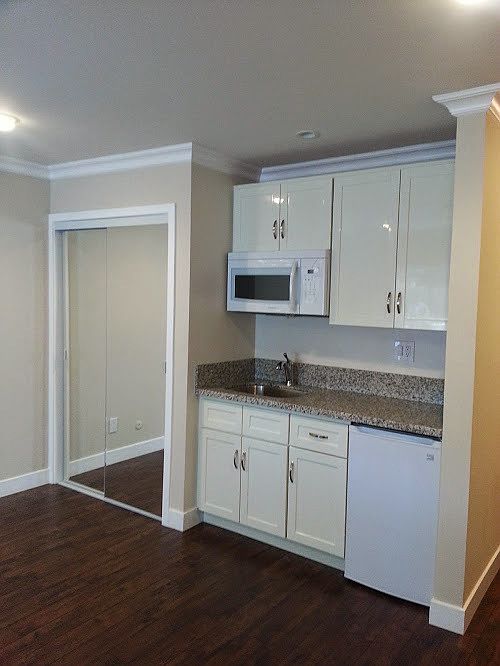 1st image of 5245 Bakman Ave APT 4