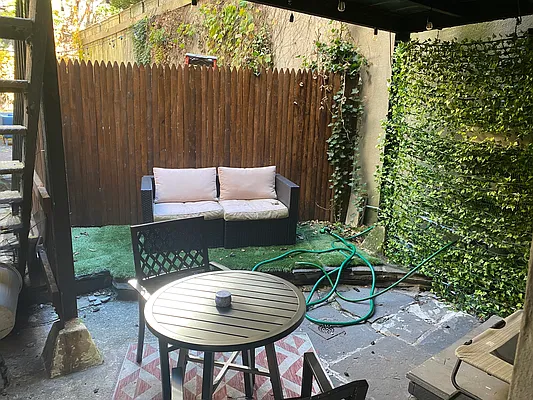 Rented by Compass | media 17