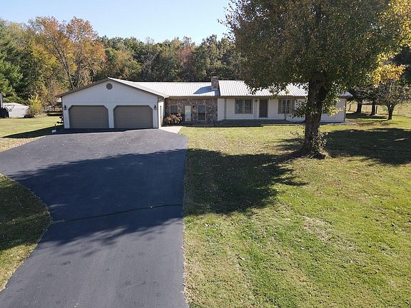 2nd image of 544 Miller Short Rd