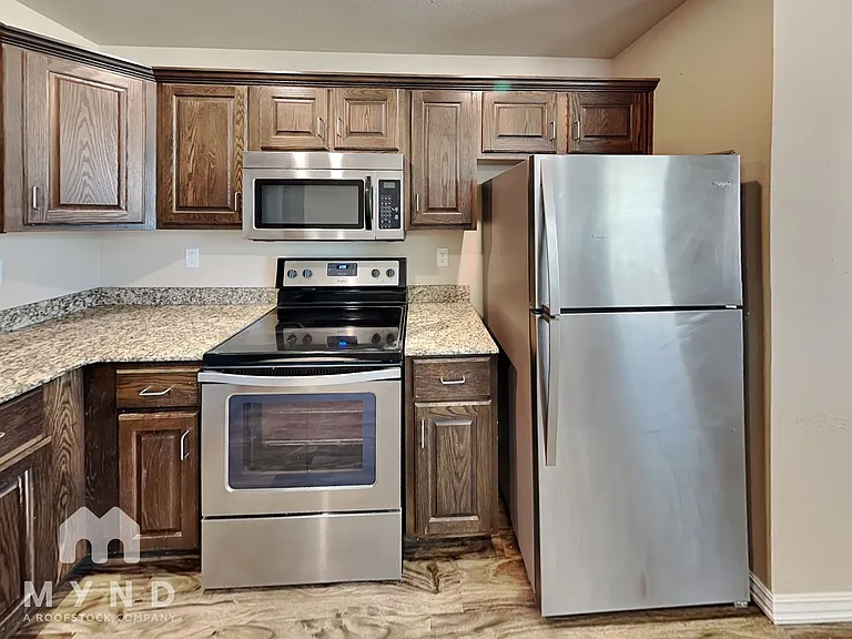 Sunset Ridge — Photo 16
