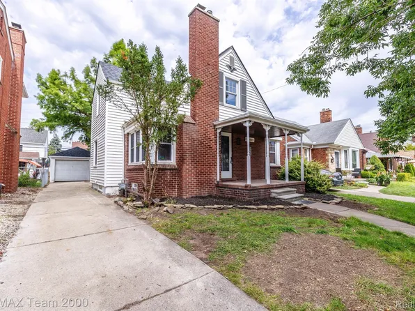 22460 Heinze St, Dearborn, MI 48128