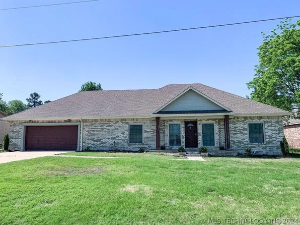 1204 E Reynolds Rd, McAlester, OK 74501