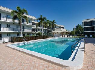 766 Central Ave APT 119, Naples, FL 34102