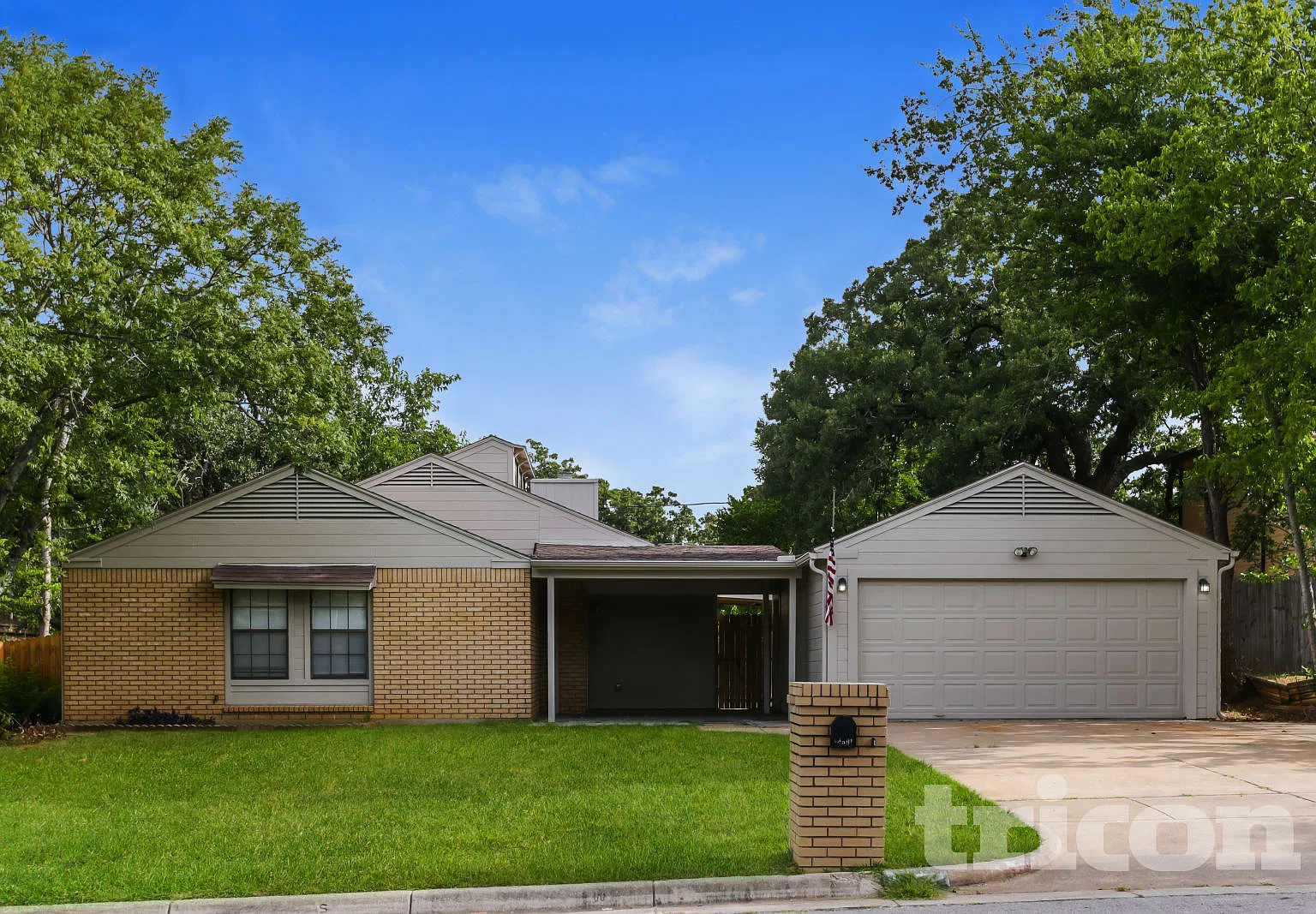 4501 Timber Run Drive Arlington TX — Photo 1