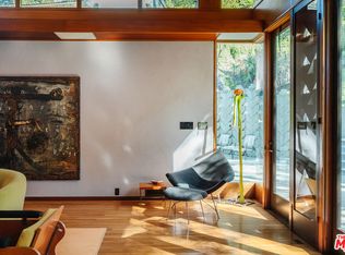 7017 Senalda Rd, Los Angeles, CA 90068