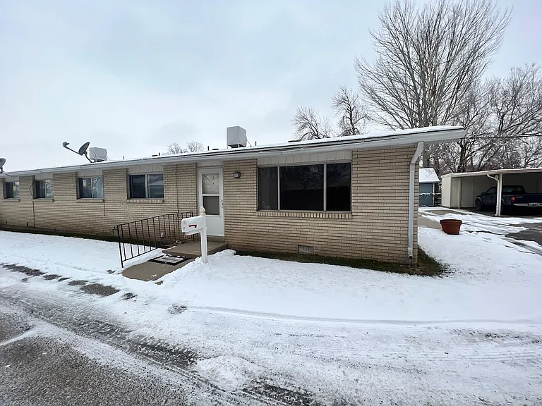 62 N 300 W #D — Photo 11