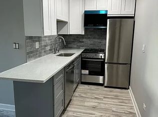 515 W Wrightwood Ave APT 318, Chicago, IL 60614