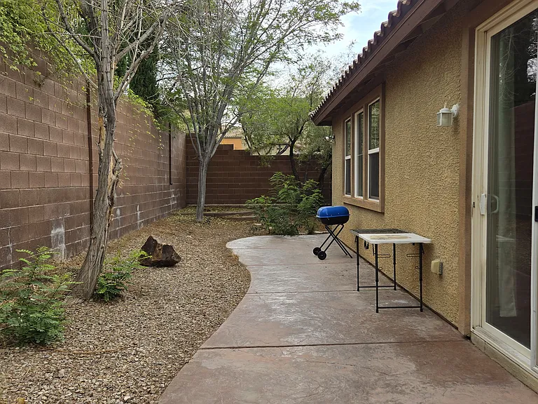 6957 Ghost Ranch Ave — Photo 5
