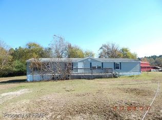 182 Bills Rd, Saint Pauls, NC 28384