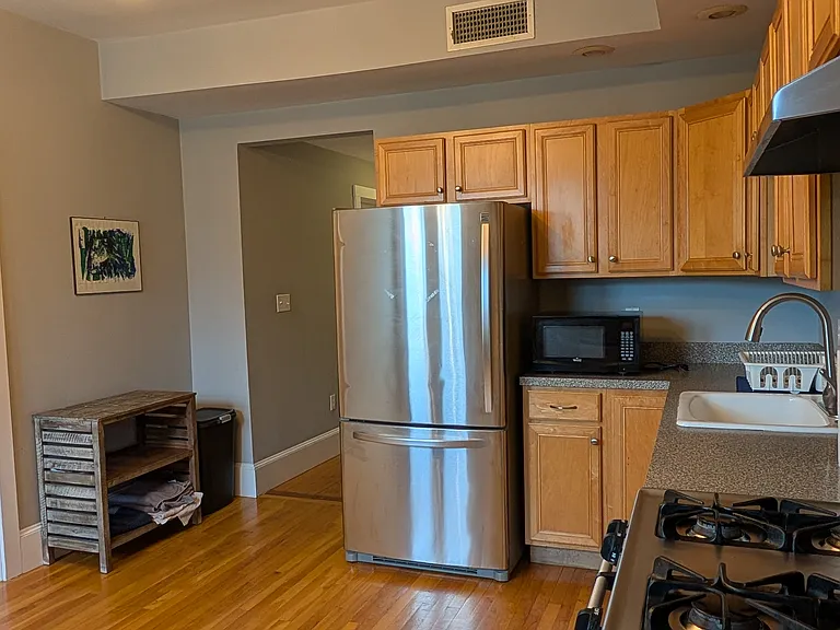 367 Cardinal Medeiros Ave #2 — Photo 8