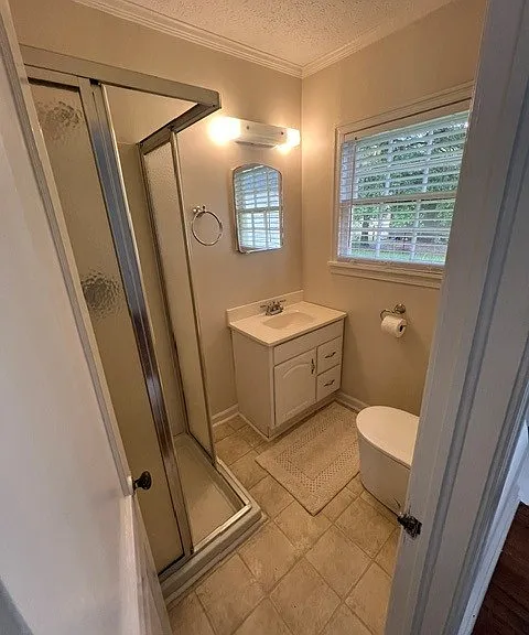 403 Holmes St — Photo 11