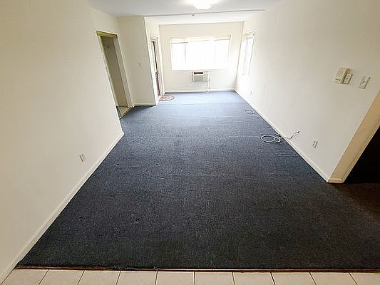 2nd image of 11954 Metropolitan Ave APT 4D