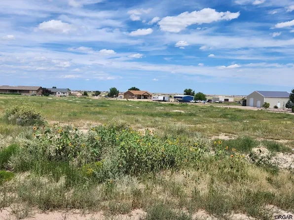 107 N Somerset Dr, Pueblo West, CO 81007