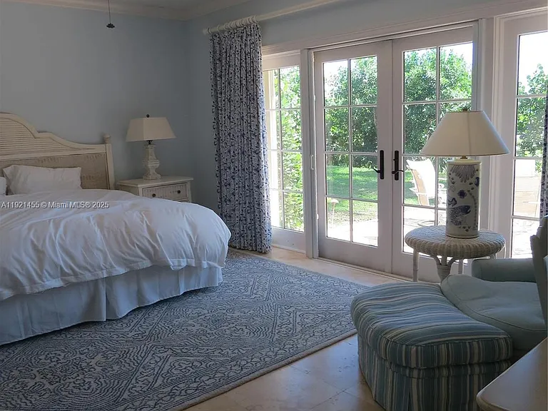 404 S Beach Rd — Photo 11