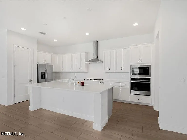 691 Rum Runner Way — Photo 4