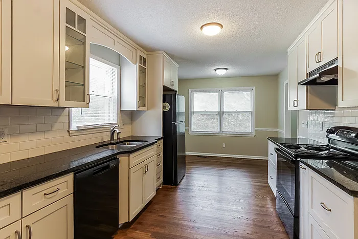 104 White Cap Cir — Photo 3