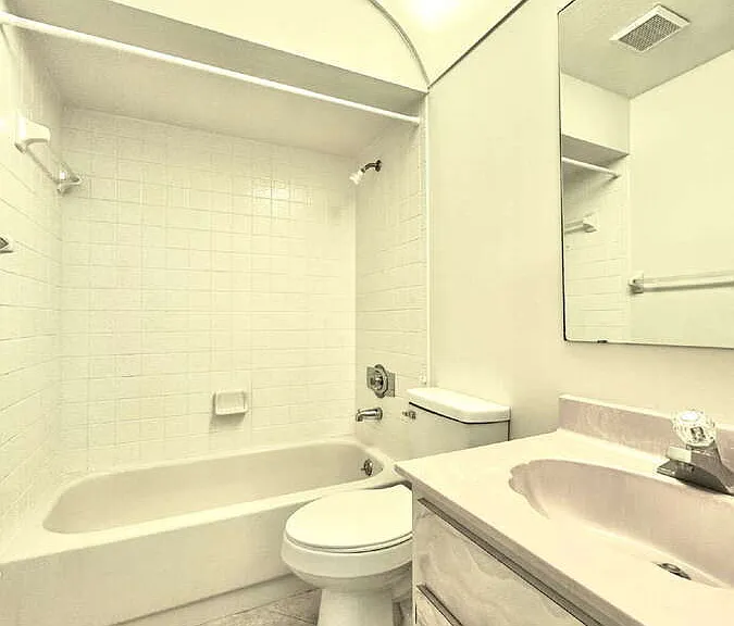 320 SW 3rd Pl #2 — Photo 31