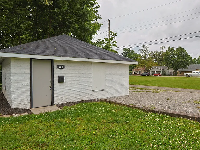 303 Hope Ave #1 — Photo 14