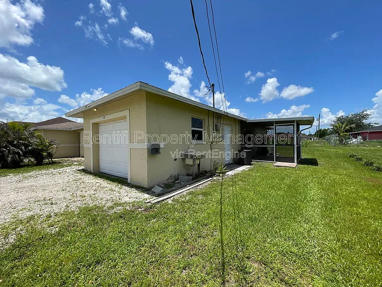 1128 Homer Ave S — Photo 14