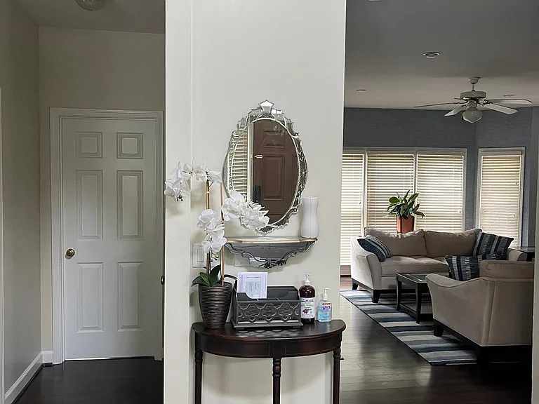 4836 Cedar Wood Dr SW — Photo 2