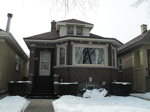 1st image of 7923 W Fletcher St #1
