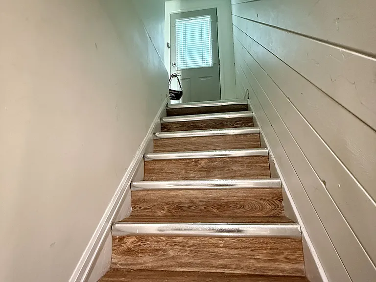 755 Somerville St — Photo 21