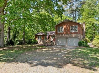 423 Fox Hill Rd, Hampton, VA 23669