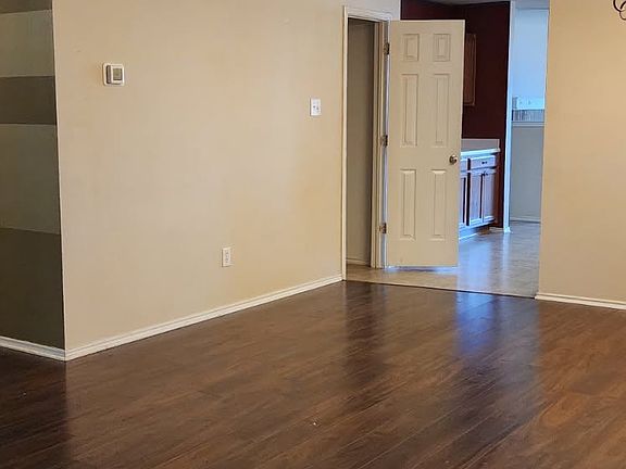 5th image of 6209 Saddleback Dr