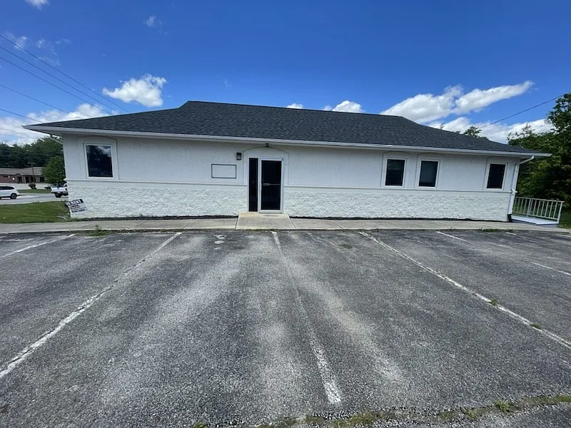 Building Photo 4