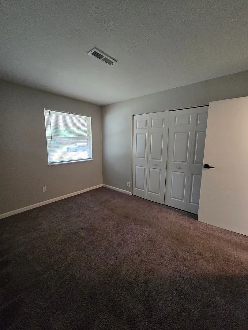 3224 Town and Country Apartments — Photo 4