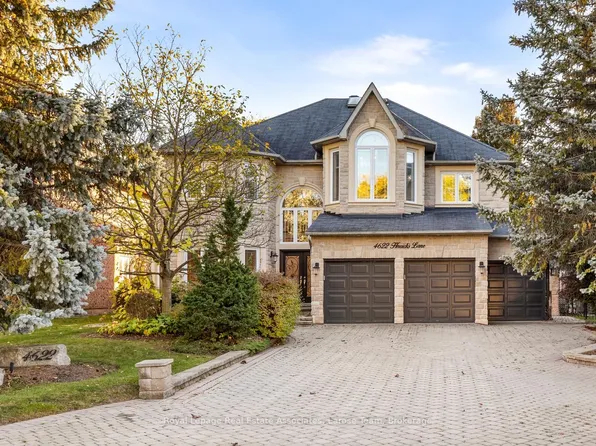 4622 Hewicks Ln, Mississauga, ON L5M 3L8