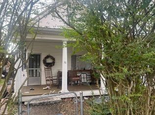 51 Smithfield St, Buckhannon, WV 26201