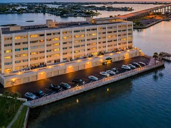 100 Bluff View Dr APT 514C, Belleair Bluffs, FL 33770