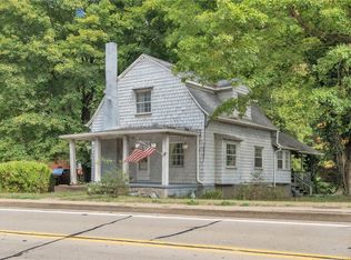 42 McGovern Blvd, Crescent, PA 15046