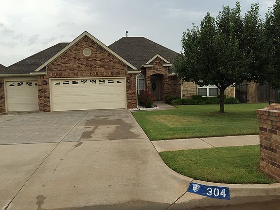 4th image of 304 Stebbins Dr