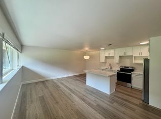320 101st Ave SE, Bellevue, WA 98004