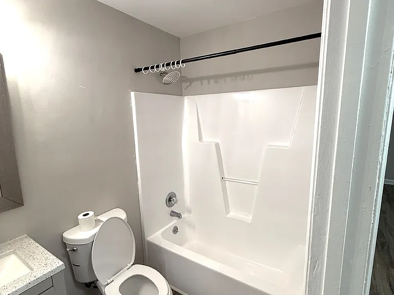 630 N Taylor St #32 — Photo 9