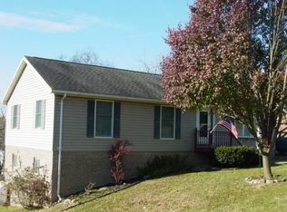255 Tisinger St, Mount Jackson, VA 22842