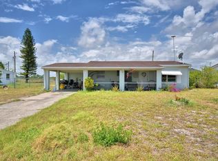 224 Raymond Ave, Frostproof, FL 33843