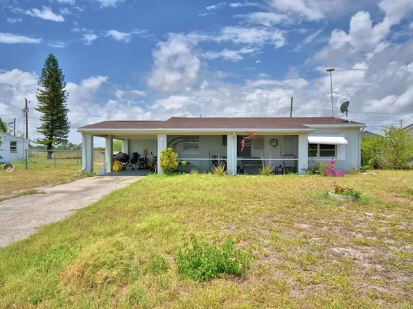 224 Raymond Ave, Frostproof, FL 33843