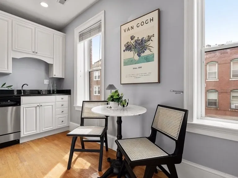 177 Endicott St #3 — Photo 6