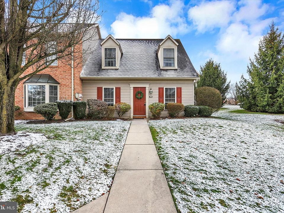 1st image of 341 Stonehedge Ln