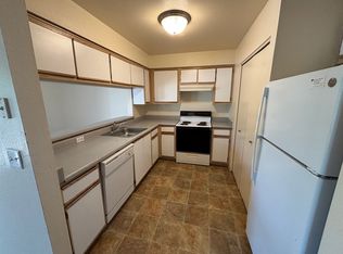 711 Oakdale Ave APT 233, Springfield, OR 97477