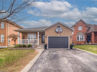 128 Harwood Rd, Cambridge, ON N1S4S7