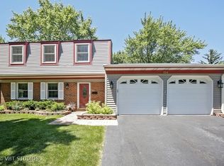104 Tamworth Pl, Schaumburg, IL 60194