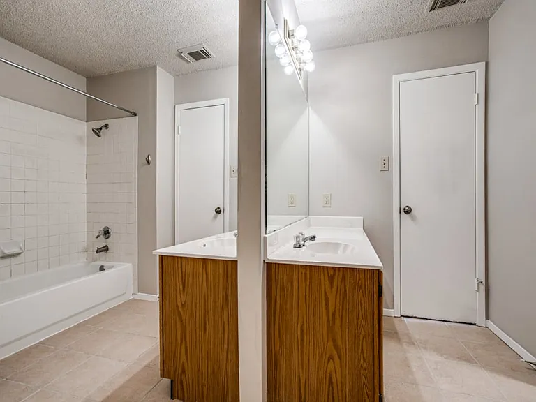 7318 Belmede Ct — Photo 11
