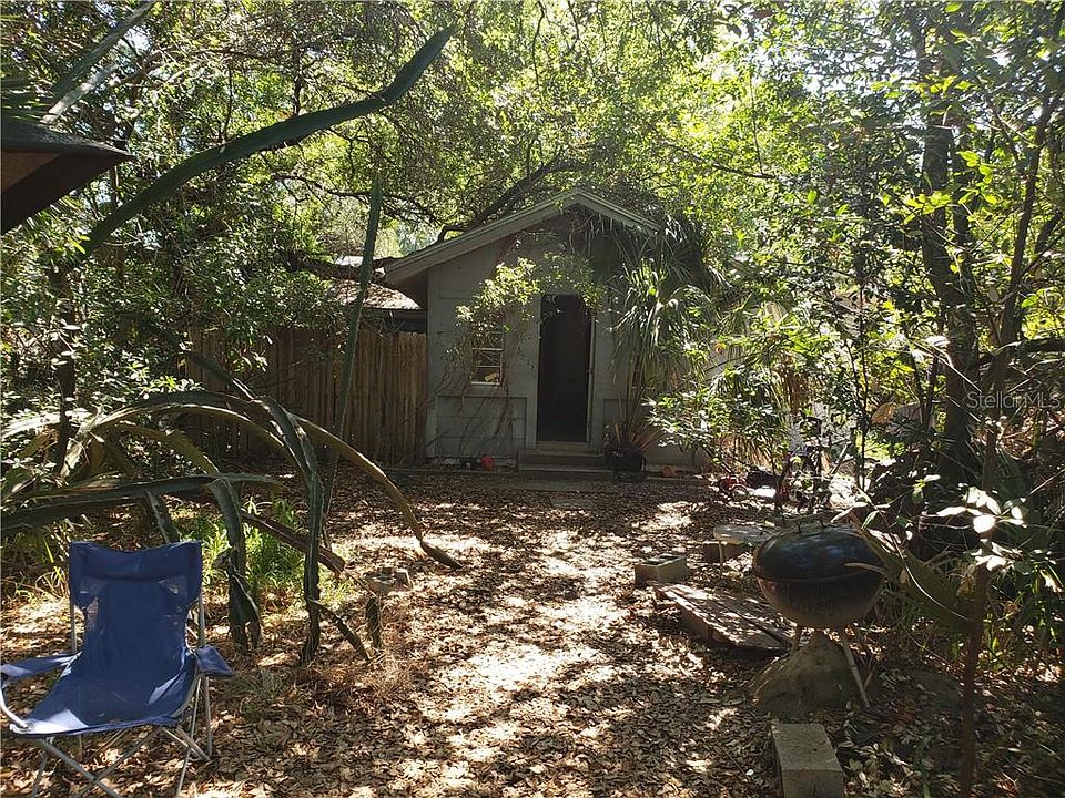 1st image of 3727 21st St N
