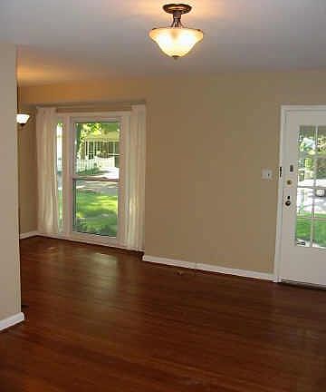 3rd image of 5153 N Crittenden Ave