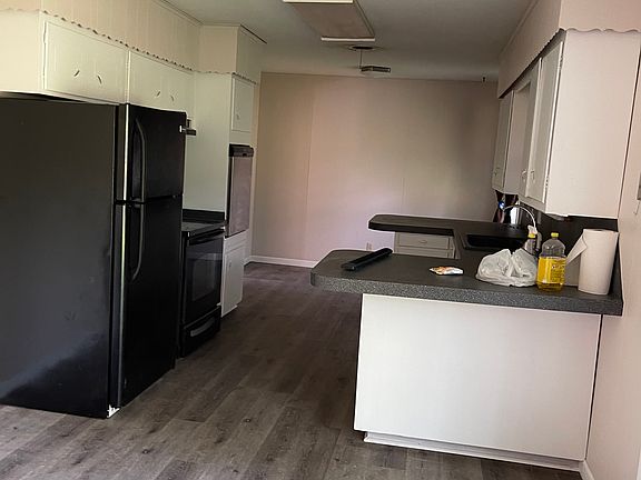 4th image of 914 N 28th St