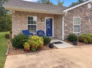 114 Colson Village Ct, Dover, TN 37058